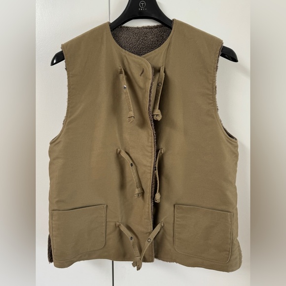 CHIMALA Reversible Cotton Twill And Faux Shearling Gilet Green Vest Army Craig - Picture 6 of 8